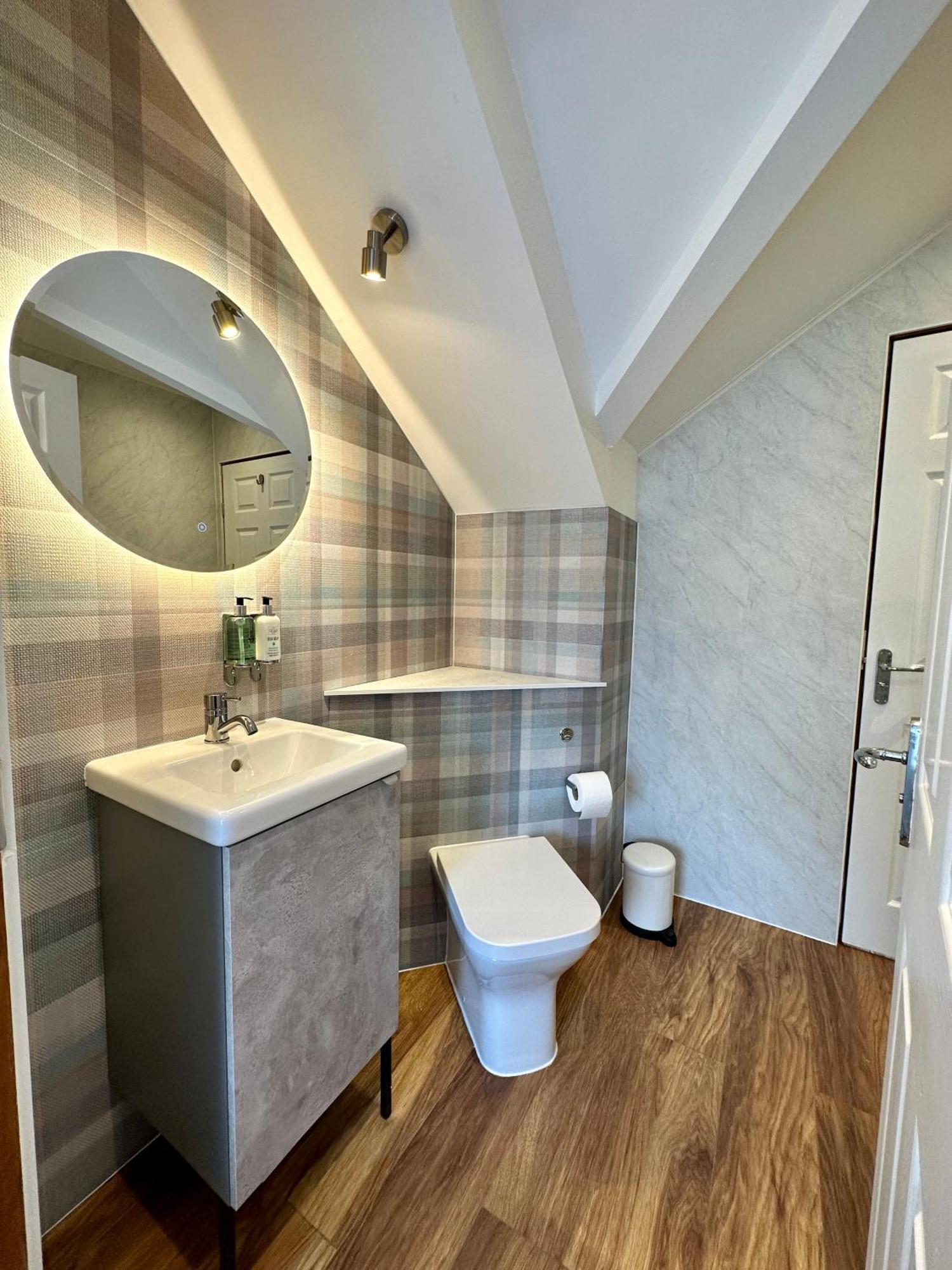 4 Sheraton Apartments Форт Уилям Екстериор снимка